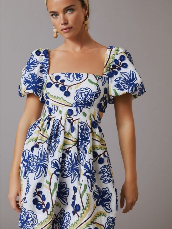 Anthropologie Dresses & Skirts - Anthropologie Blue & White Floral Puff-Sleeve Midi Dress